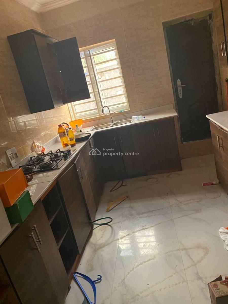 Sharp and Spacious 3 Bedroom Flat in an Estate on Interlocked Road, Sangotedo, Sangotedo, Ajah, Lagos, Flat / Apartment for Rent
