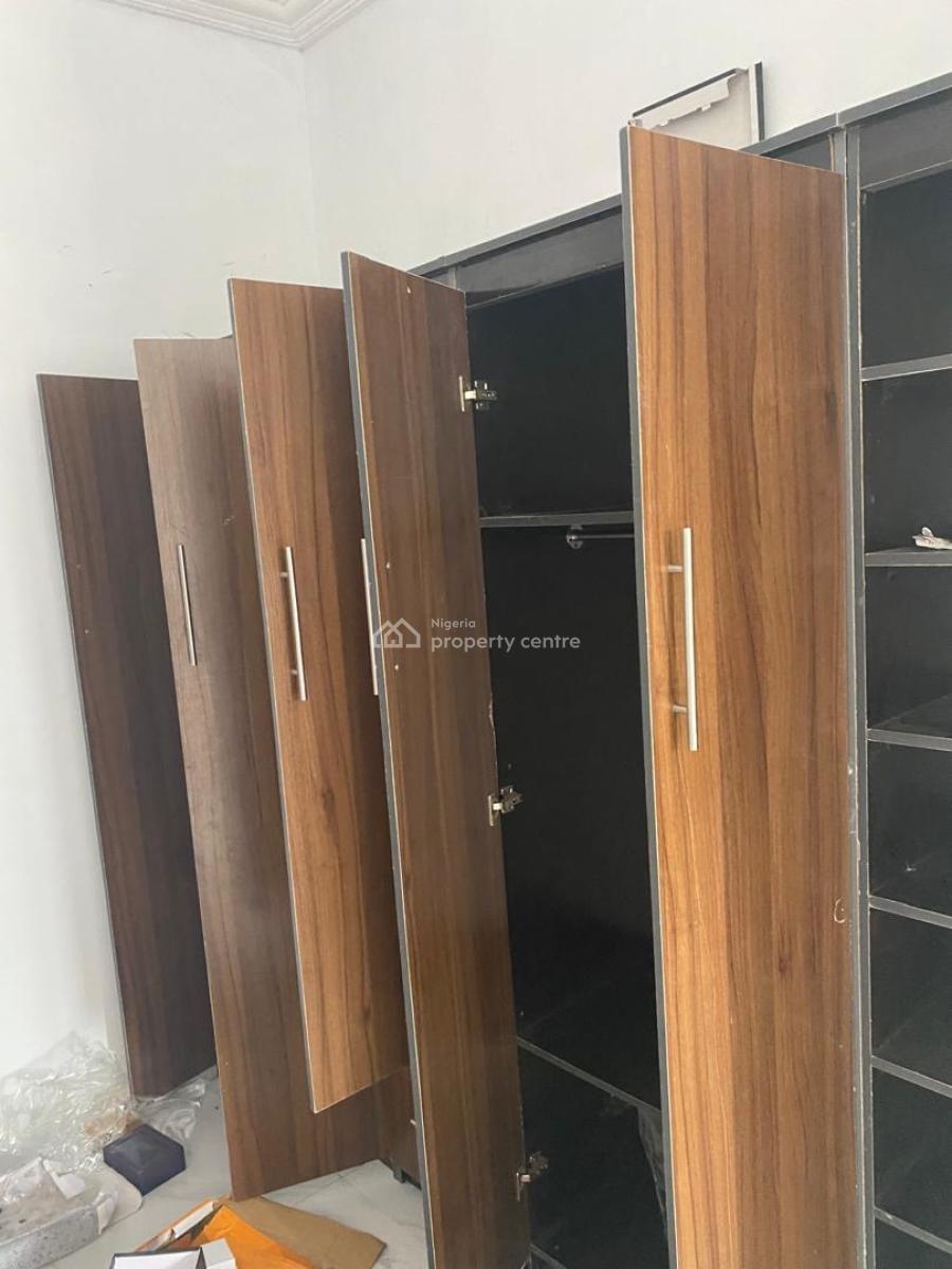 Very Spacious and Sharp 3 Bedroom Apartment, Treasure Estate Sangotedo Ajah, Sangotedo, Ajah, Lagos, Flat / Apartment for Rent