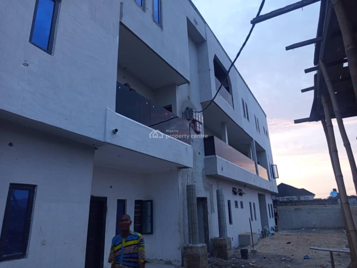 Luxury 2 Bedroom Flat, Off Mobil Road, Maroko Orile Ajah, Ajah, Lagos, Flat / Apartment for Rent