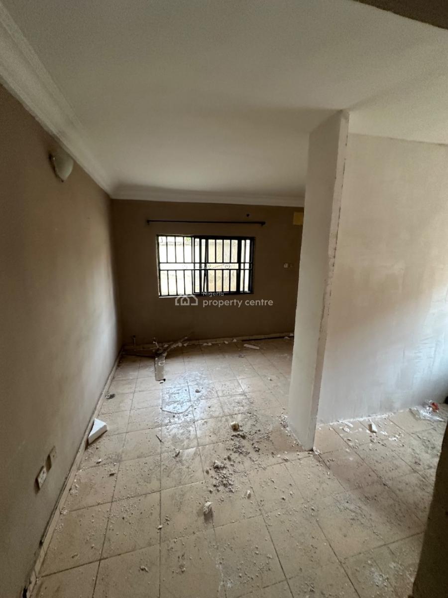 a Standard Room Self Contain Apartment in a Decent Neighborhood, 3rd Avenue Gwarinpa Main, Gwarinpa, Abuja, Self Contain (single Rooms) for Rent