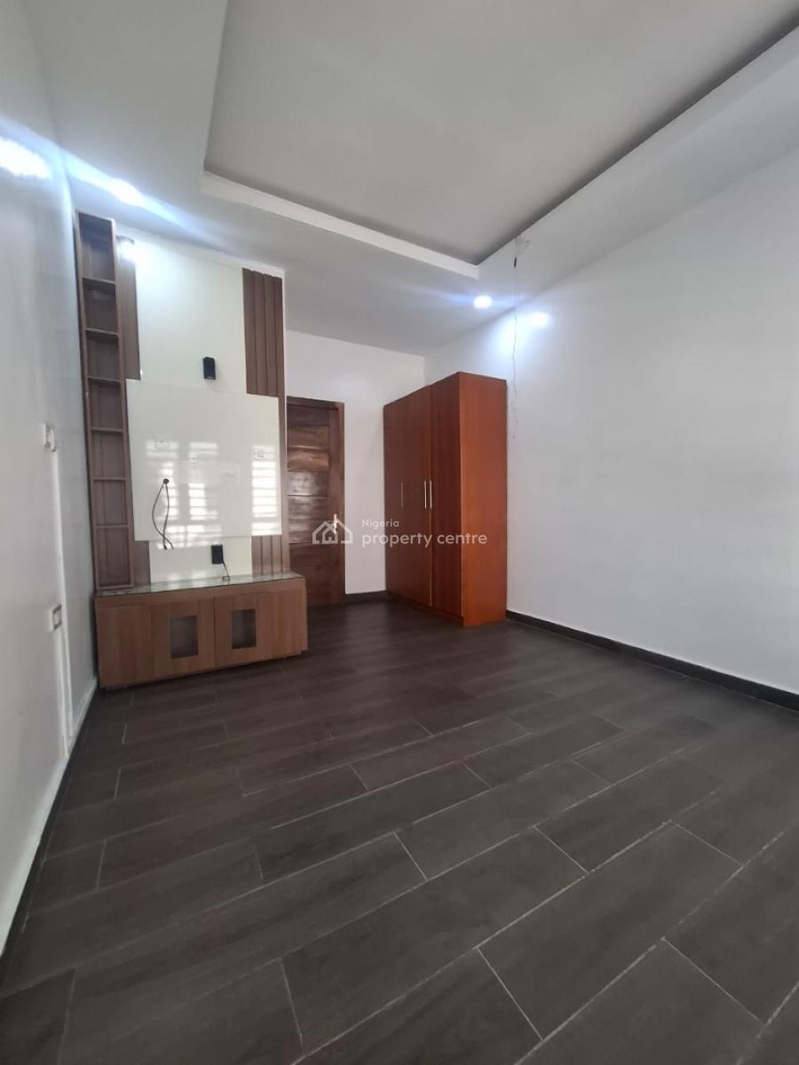 Spacious 4 Bedroom Semi Detached Duplex with Bq in an Estate, Osapa, Lekki, Lagos, Semi-detached Duplex for Sale
