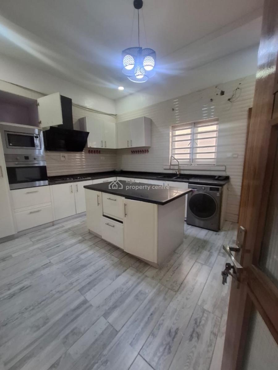 Spacious 4 Bedroom Semi Detached Duplex with Bq in an Estate, Osapa, Lekki, Lagos, Semi-detached Duplex for Sale