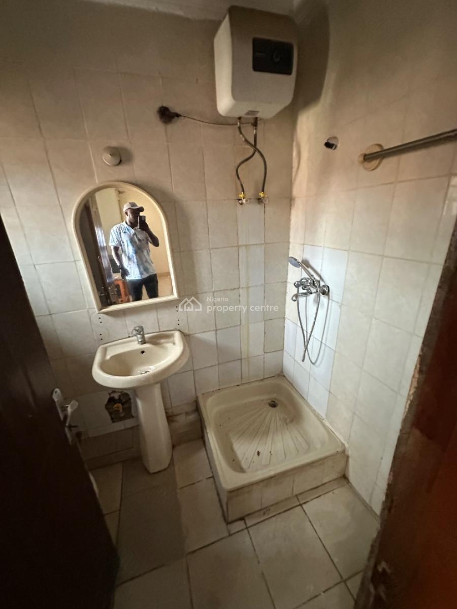 a Standard & Spacious Room Sefcon Apartment in a Decent Environment, 3rd Avenue Main Gwarinpa, Gwarinpa, Abuja, Self Contain (single Rooms) for Rent