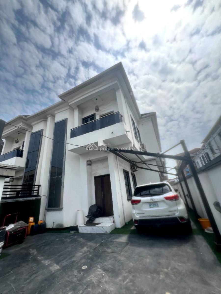 Spacious Four Bedroom Semi-detached Duplex with Bq, Idado, Lekki, Lagos, Semi-detached Duplex for Rent