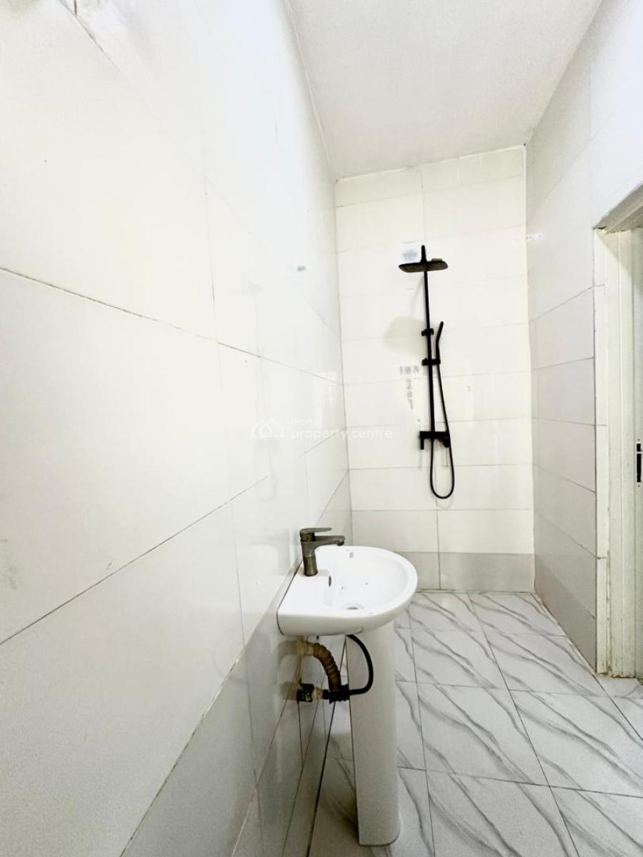 Executive and Luxurious 2 Bedroom Apartment with Swimming Pool, Ikate, Lekki, Lagos, Flat / Apartment for Rent