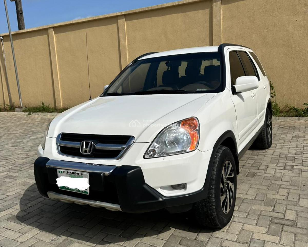 Super Clean Honda C..r.v. 2004 Model, Chevron.., Lekki, Lagos, Commercial Property for Sale