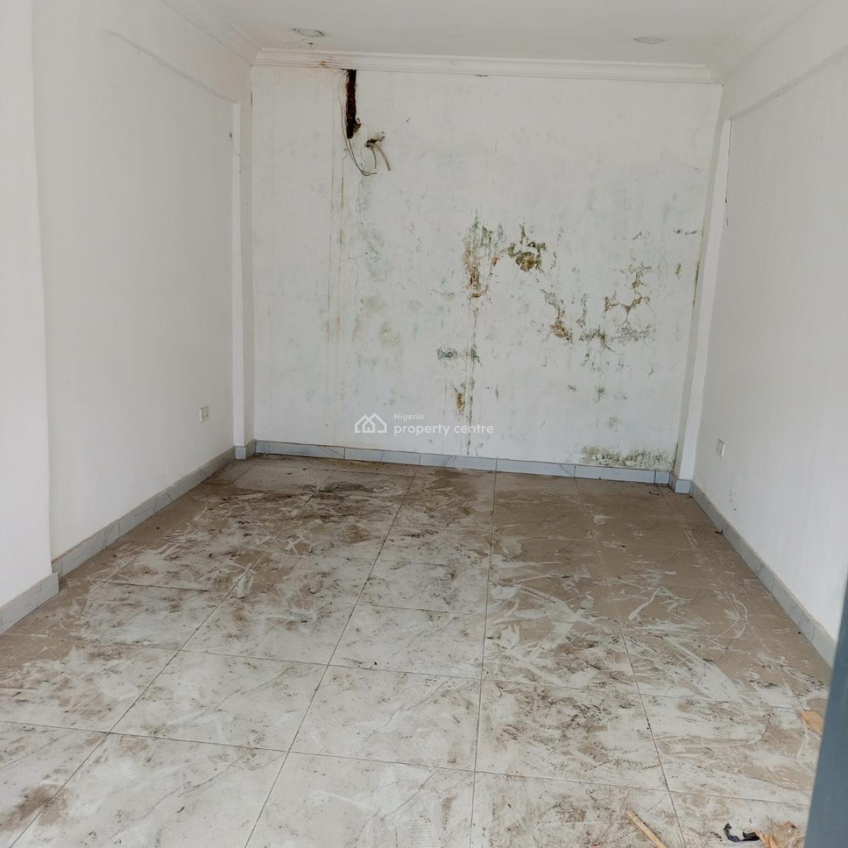 a Sharp and Serene Shop (2nd Floor), Igbeefon Lekki, Lekki, Lagos, Shop for Rent