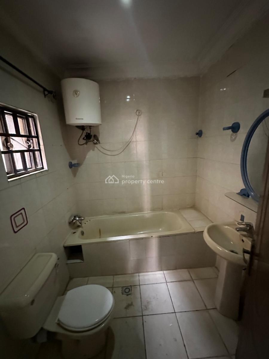 Spacious One Bedroom Apartment in a Decent Neighborhood, 3rd Avenue Main Gwarinpa, Gwarinpa, Abuja, Mini Flat (room and Parlour) for Rent