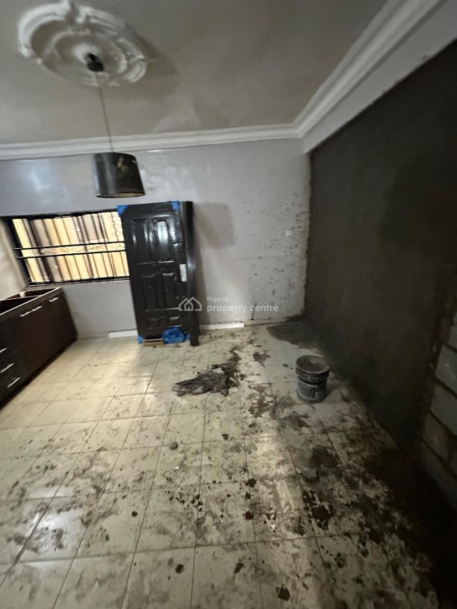 a Mini One Bedroom Apartment in a Decent Neighborhood, 3rd Avenue Main Gwarinpa, Gwarinpa, Abuja, Mini Flat (room and Parlour) for Rent
