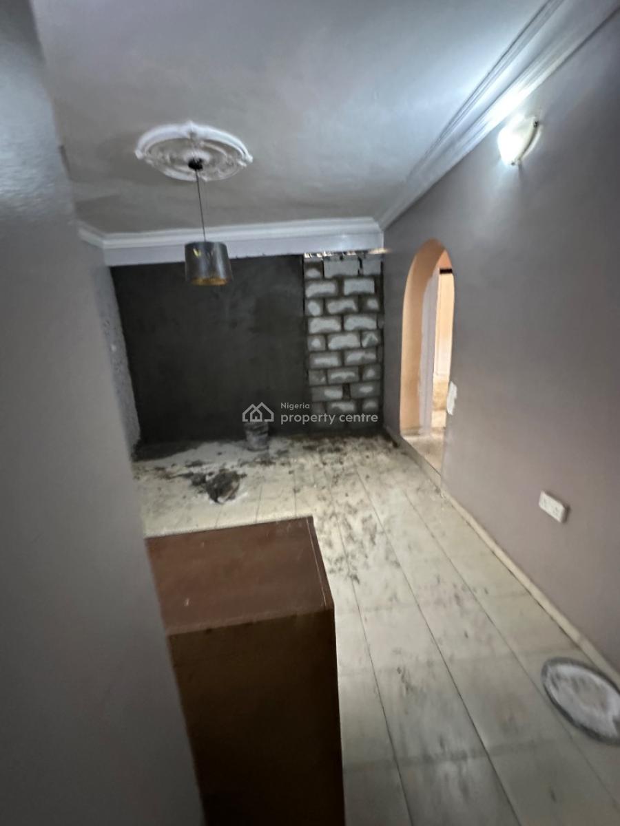 a Very Spacious Room Self Contain Apartment in a Decent Environment, 3rd Avenue Main Gwarinpa, Gwarinpa, Abuja, Self Contain (single Rooms) for Rent
