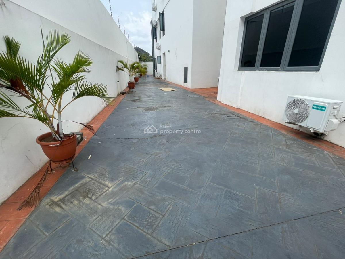 5 Units of 4-bedroom Terrace + 1 Room Service Quarter Each, Banana Island, Banana Island, Ikoyi, Lagos, Flat / Apartment Short Let