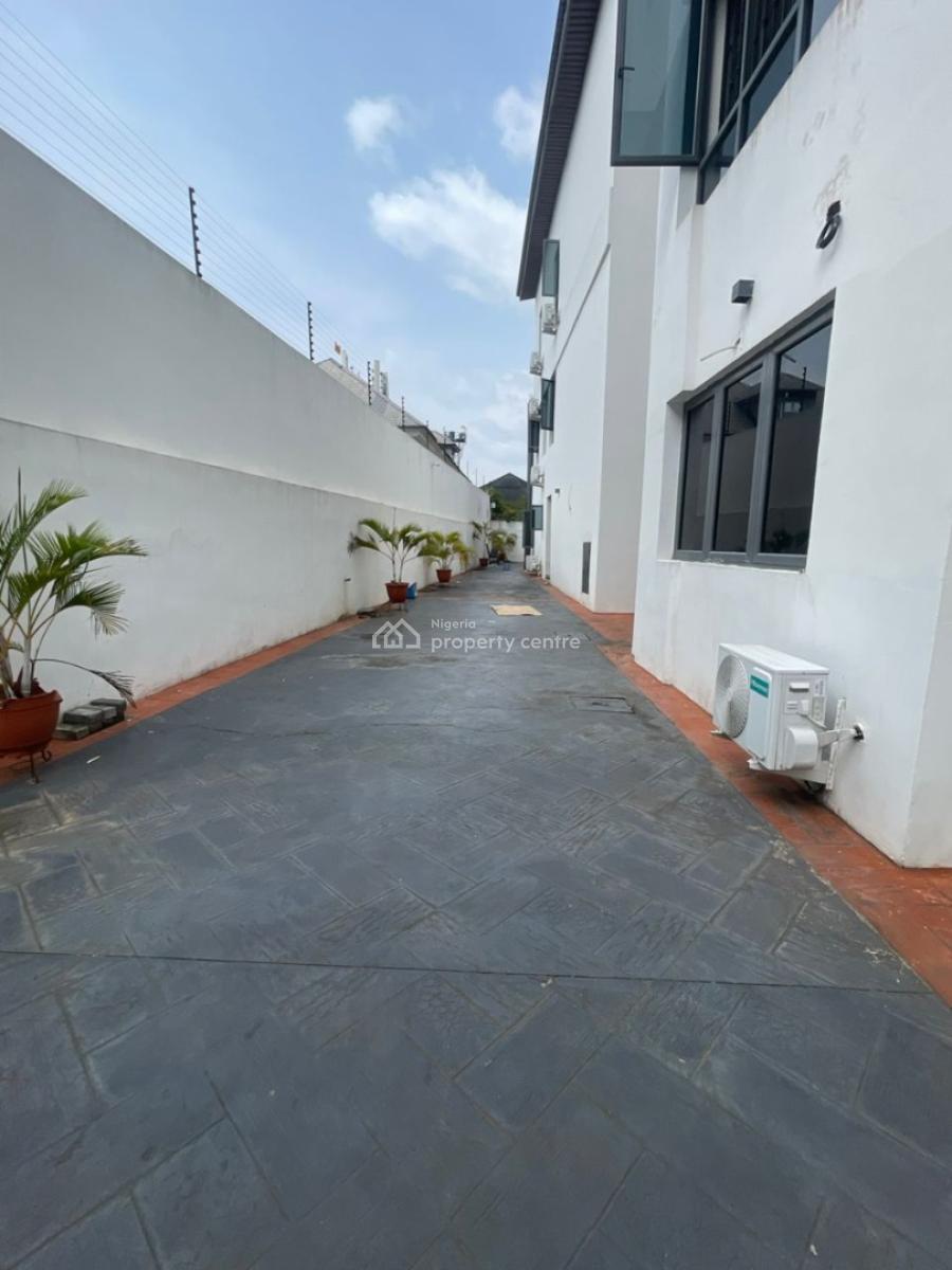 5 Units of 4-bedroom Terrace + 1 Room Service Quarter Each, Banana Island, Banana Island, Ikoyi, Lagos, Flat / Apartment Short Let