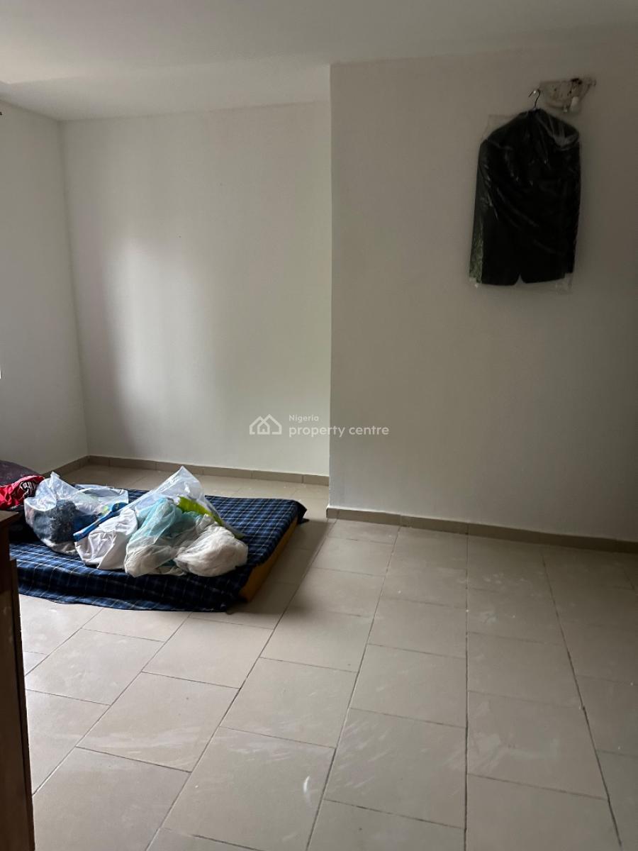a Standard Room Self Contain Apartment with a Studio Kitchen, 3rd Avenue Main Gwarinpa, Gwarinpa, Abuja, Self Contain (single Rooms) for Rent