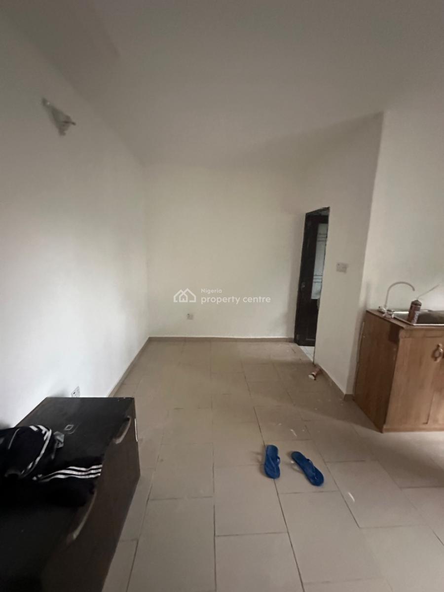 a Standard Room Self Contain Apartment with a Studio Kitchen, 3rd Avenue Main Gwarinpa, Gwarinpa, Abuja, Self Contain (single Rooms) for Rent