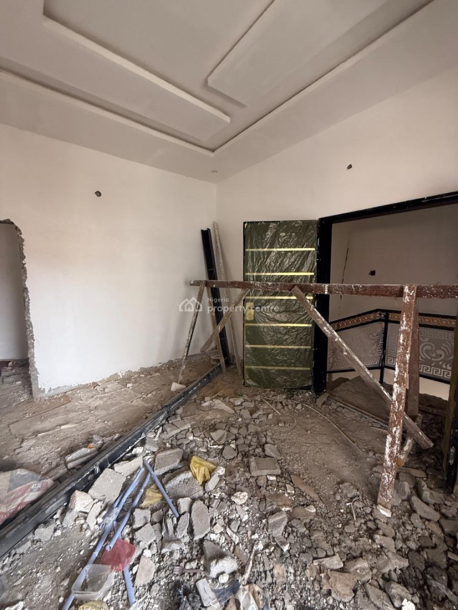 Newly Built 3bedroom Apartment at Onike, Yaba, Onike, Yaba, Lagos, Flat / Apartment for Rent