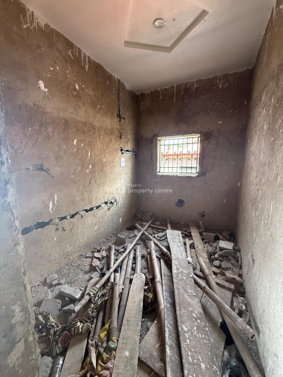 Newly Built 3bedroom Apartment at Onike, Yaba, Onike, Yaba, Lagos, Flat / Apartment for Rent