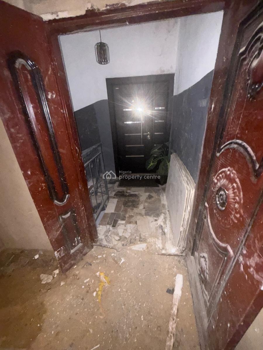 3bedroom Apartment at Sabo, Yaba, Sabo, Yaba, Lagos, Flat / Apartment for Rent