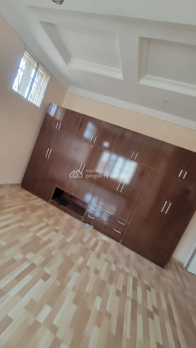 Spacious Four (4) Bedrooms Penthouse Duplex and Two(2) Rooms Bq, Cluster 5, River Park Estate Airport Road, Lugbe District, Abuja, Detached Duplex for Rent