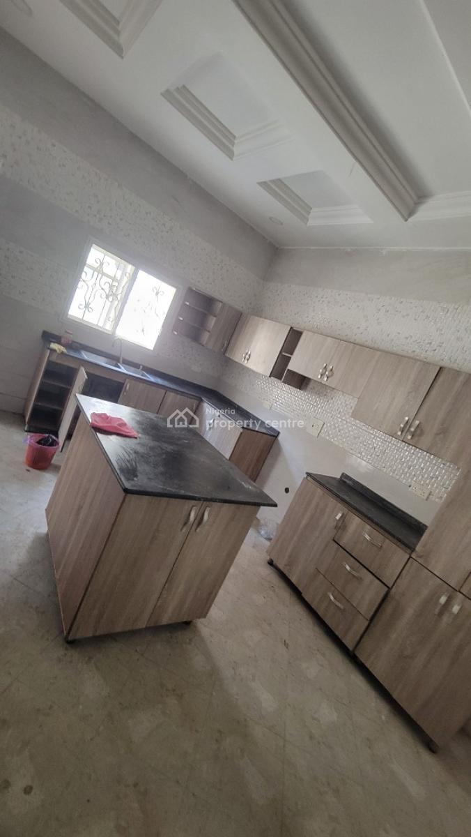 Spacious Four (4) Bedrooms Penthouse Duplex and Two(2) Rooms Bq, Cluster 5, River Park Estate Airport Road, Lugbe District, Abuja, Detached Duplex for Rent