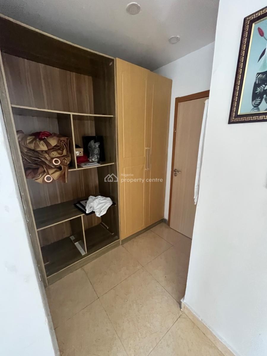 Big Studio Apartment, Off Fola Osibo, Lekki Phase 1, Lekki, Lagos, Self Contain (single Rooms) for Rent