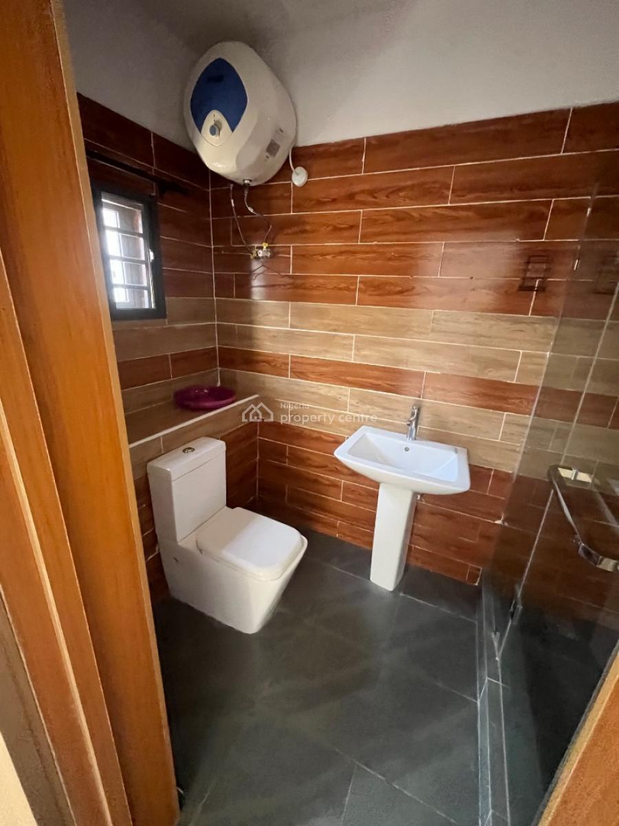 Big Studio Apartment, Off Fola Osibo, Lekki Phase 1, Lekki, Lagos, Self Contain (single Rooms) for Rent