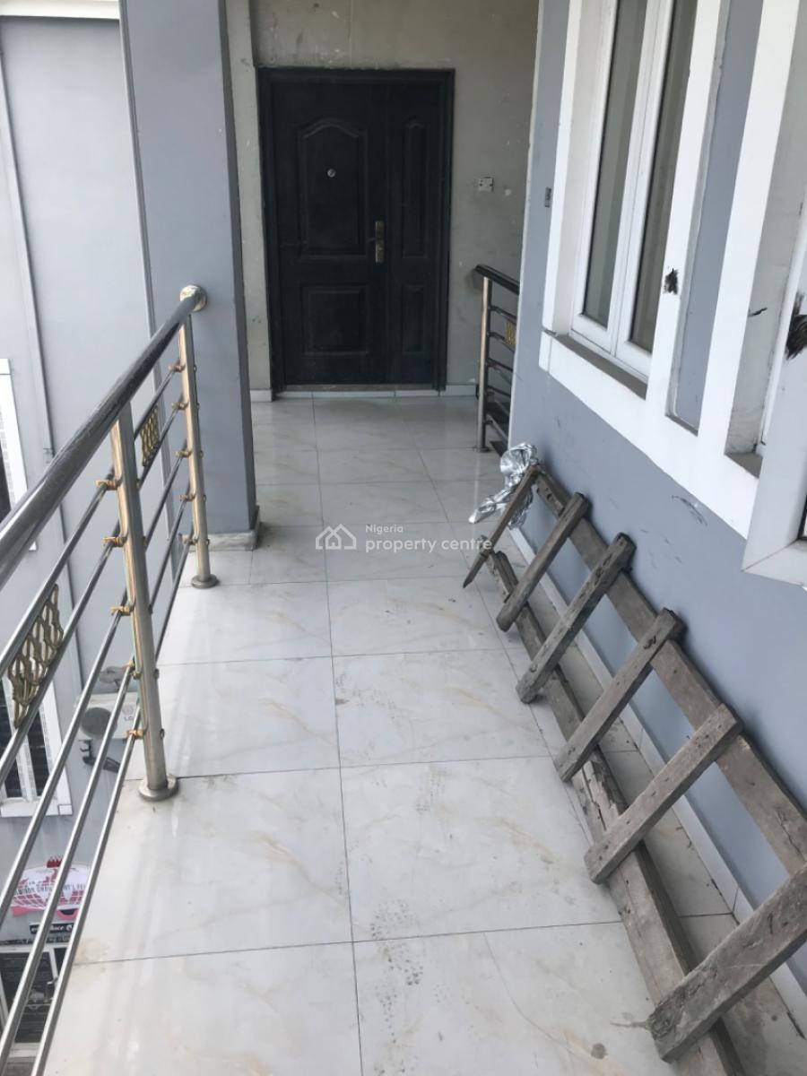 Office Space with Two Toilets, Off Peter  Odili Road, Trans Amadi, Port Harcourt, Rivers, Office Space for Rent