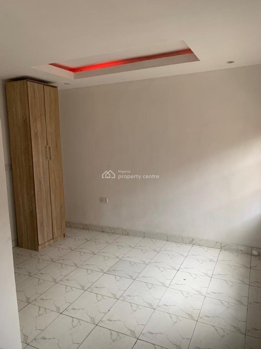 Luxury Single Room Self Contained, Road 4, Plot 1, Ikota, Lekki, Lagos, Flat / Apartment for Rent