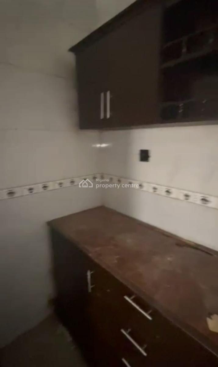 Luxury 3 Spacious Bedroom Apartment with Excellent Facility, Thomas, Ajah Under Bridge, Ajah, Lagos, Flat / Apartment for Rent