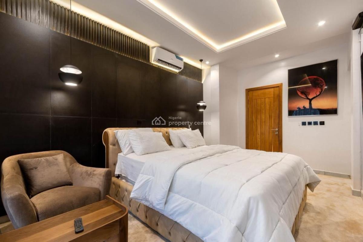 Luxurious 2bedroom Penthouse Maisonette with Ps5 and Swimming Pool, Lekki Phase 1, Lekki, Lagos, Flat / Apartment Short Let