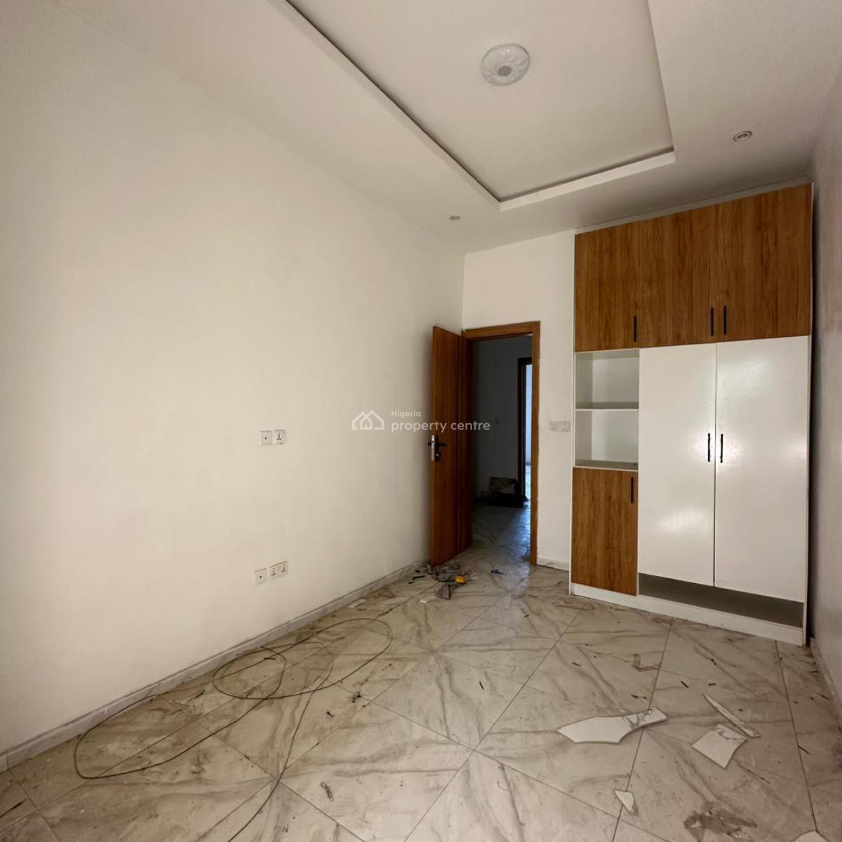 Spacious 4 Bedroom Terrace Duplex, Orchid Road, Lekki Phase 1, Lekki, Lagos, Terraced Duplex for Sale