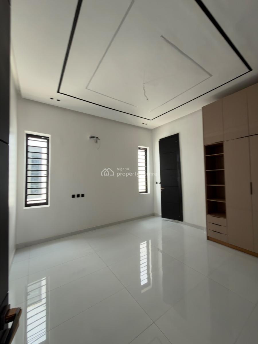 5bedrooms Fully Detached with Pool and Bq, Ikota, Ikota, Lekki, Lagos, Detached Duplex for Sale