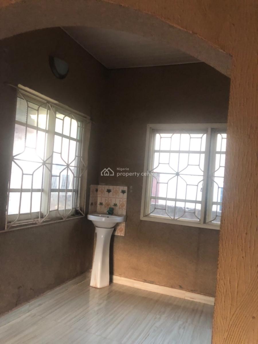 2bedroom at Gasline Area, Magboro Ibasha, Magboro, Ogun, Flat / Apartment for Rent