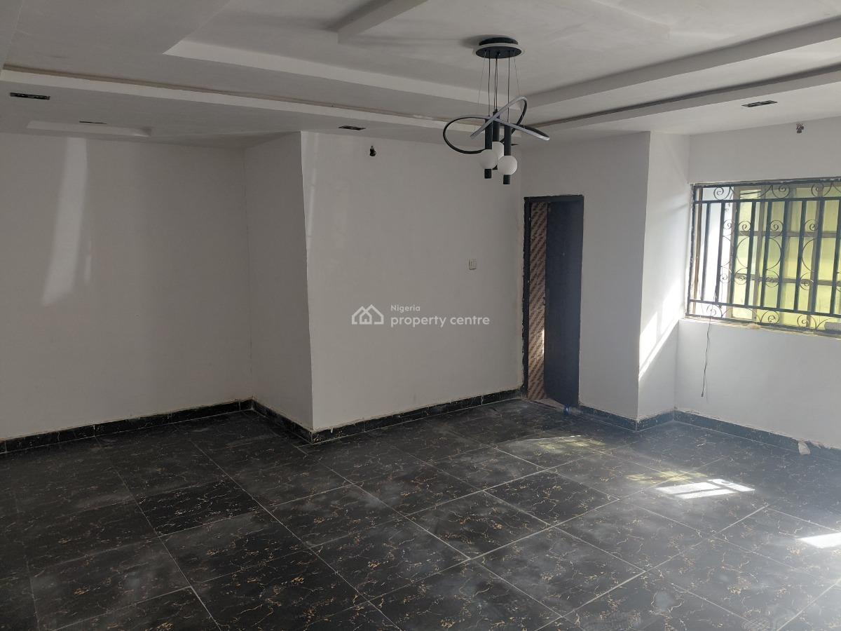 Elegant 3bedroom in The Heart of Alapere, Bakare Street, Alapere, Ketu, Lagos, Flat / Apartment for Rent