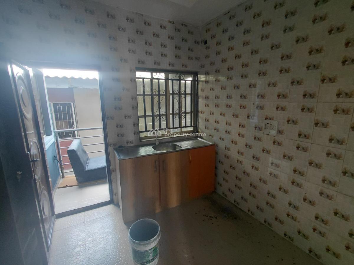 Elegant 3bedroom in The Heart of Alapere, Bakare Street, Alapere, Ketu, Lagos, Flat / Apartment for Rent