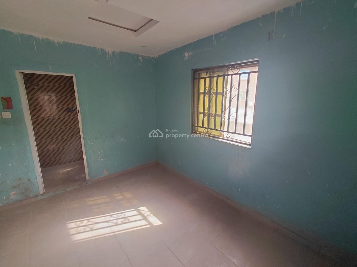 Elegant 3bedroom in The Heart of Alapere, Bakare Street, Alapere, Ketu, Lagos, Flat / Apartment for Rent