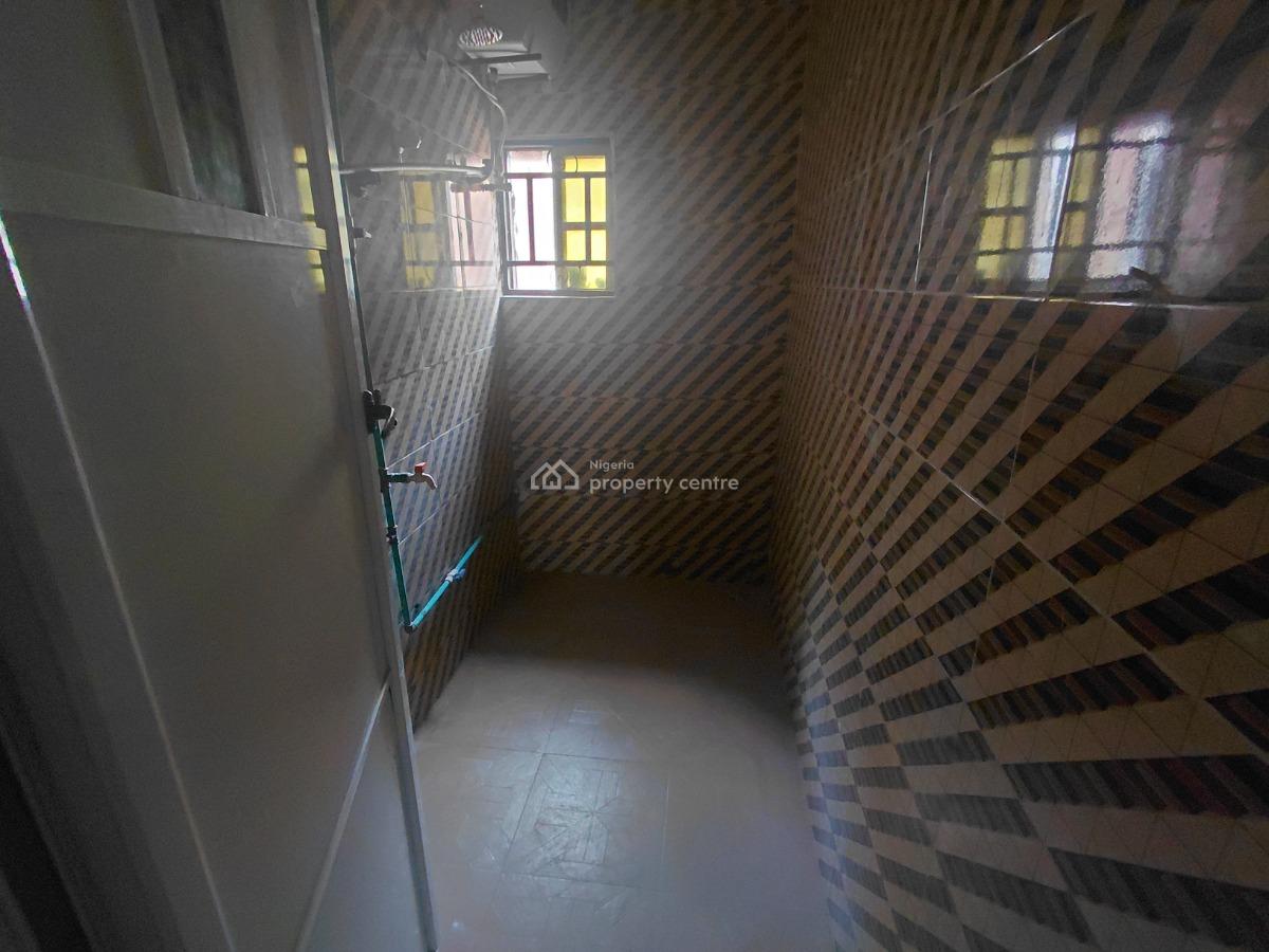 Elegant 3bedroom in The Heart of Alapere, Bakare Street, Alapere, Ketu, Lagos, Flat / Apartment for Rent