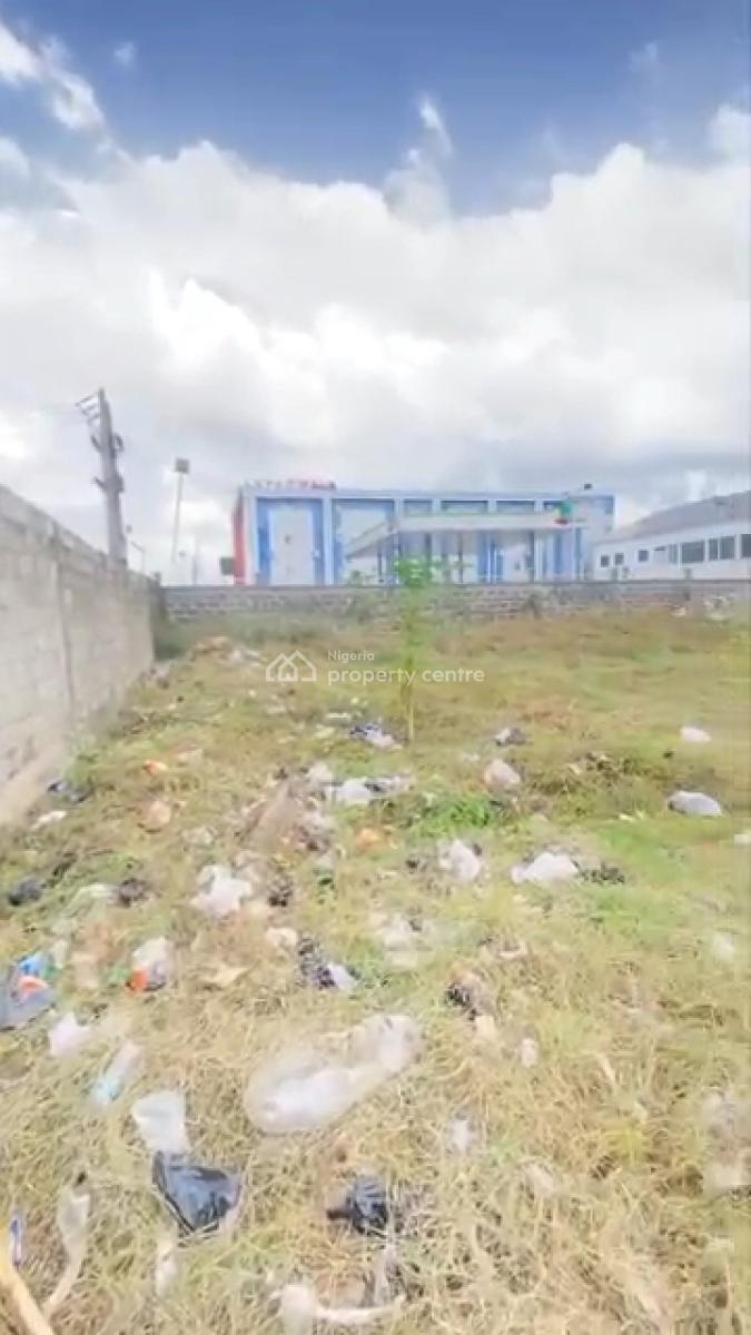 Distress Land  Facing Express Lekki Epe Express, Lekki Epe Expressway, Bogije, Ibeju Lekki, Lagos, Mixed-use Land for Sale