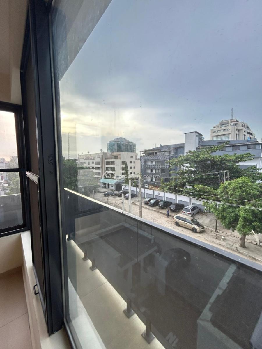 Newly Built 2bedroom Apartment with Gym and Swimming Pool, Victoria Island (vi), Lagos, Flat / Apartment for Rent