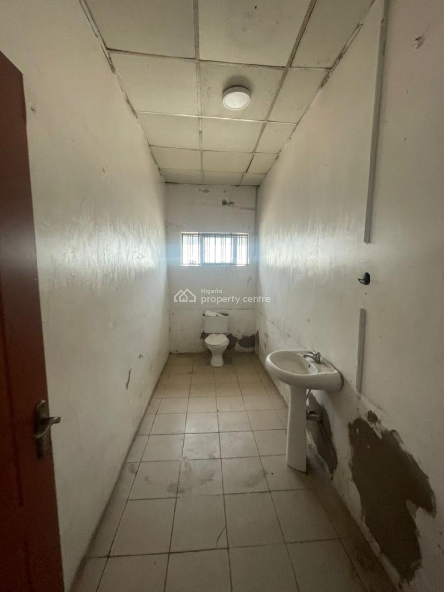 5bedroom Detached Duplex with 3bqs in a Secured Environment, Victoria Island (vi), Lagos, Commercial Property for Rent