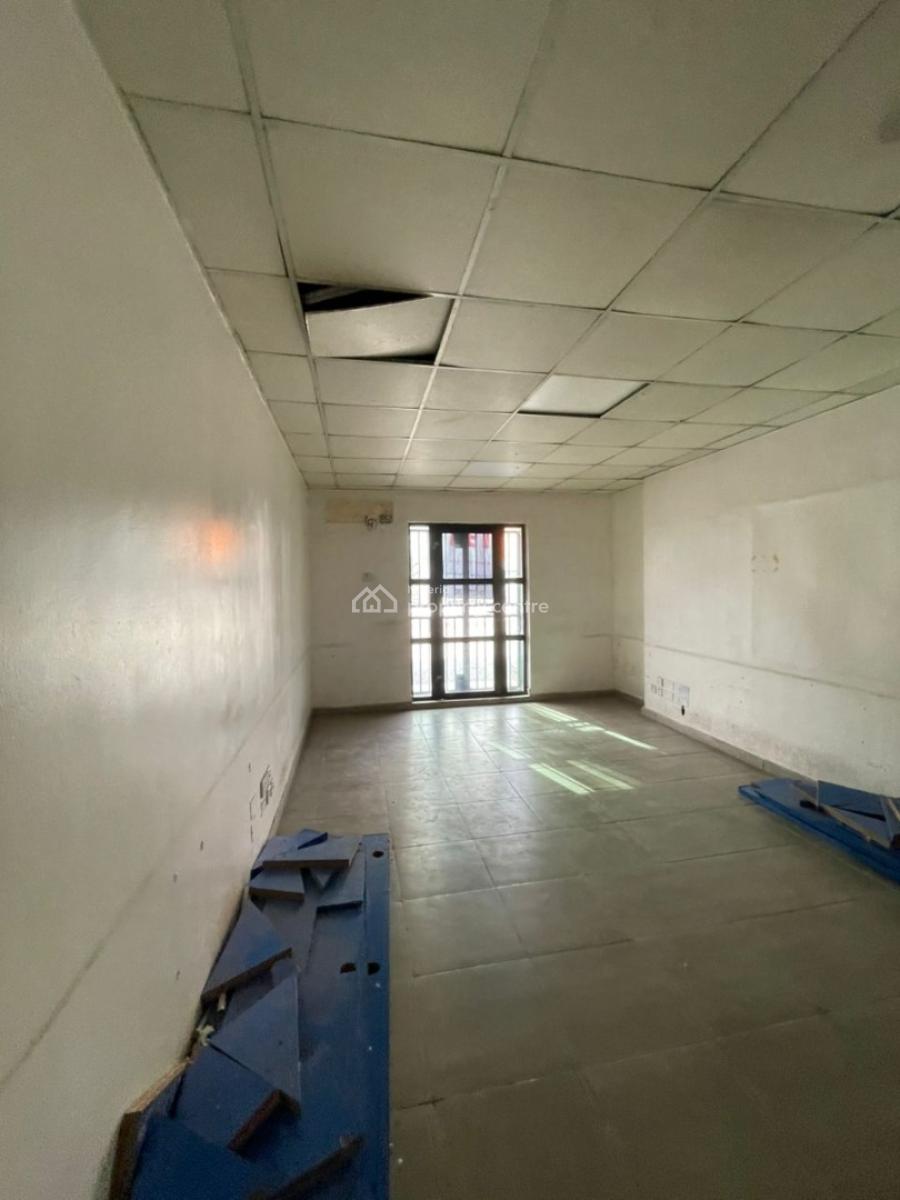 5bedroom Detached Duplex with 3bqs in a Secured Environment, Victoria Island (vi), Lagos, Commercial Property for Rent