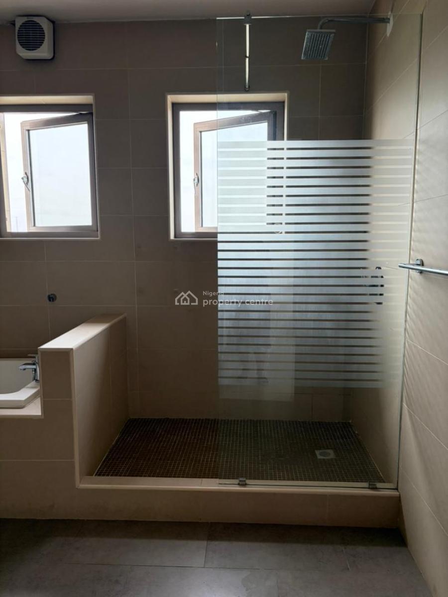 Well Maintained Luxury 4-bedroom Penthouse with 2 Dedicated Bqs, Victoria Island (vi), Lagos, Flat / Apartment for Rent