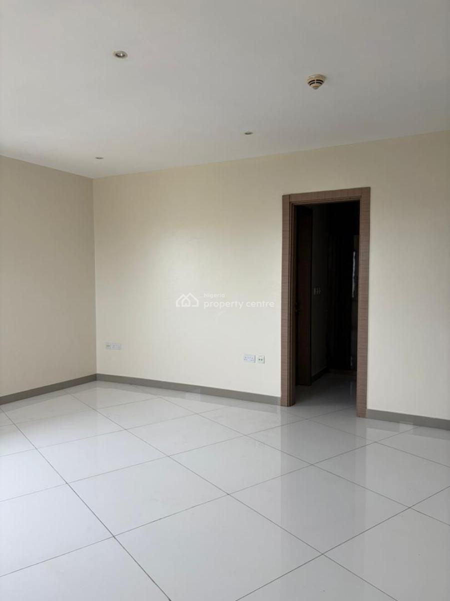 Well Maintained Luxury 4-bedroom Penthouse with 2 Dedicated Bqs, Victoria Island (vi), Lagos, Flat / Apartment for Rent