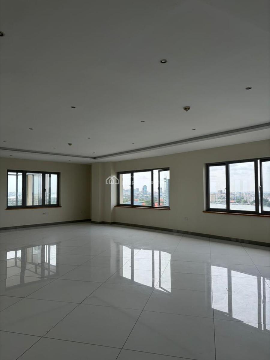 Well Maintained Luxury 4-bedroom Penthouse with 2 Dedicated Bqs, Victoria Island (vi), Lagos, Flat / Apartment for Rent