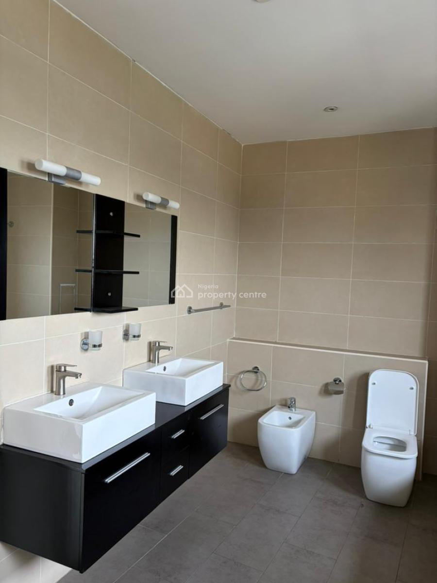Well Maintained Luxury 4-bedroom Penthouse with 2 Dedicated Bqs, Victoria Island (vi), Lagos, Flat / Apartment for Rent