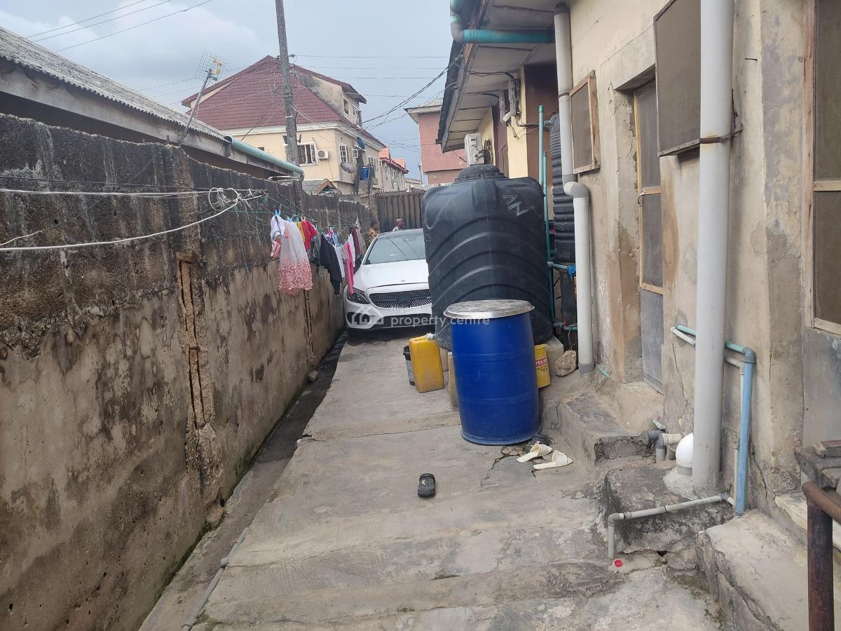 Bungalow in Agboyi Area of Alapere, Agboyi, Alapere, Ketu, Lagos, Block of Flats for Sale