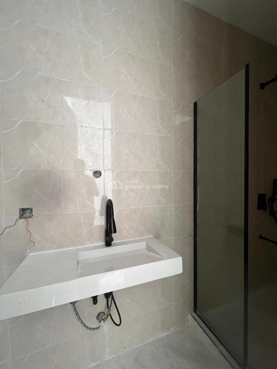 Newly Built 3 Bedroom Apartment + 1 Bq, Swimming Pool, Gym, Elevator -, Newly Built 3 Bedroom Apartment + 1 Bq, Swimming Pool, Gym, Elevator, Lekki Phase 1, Lekki, Lagos, Flat / Apartment for Sale