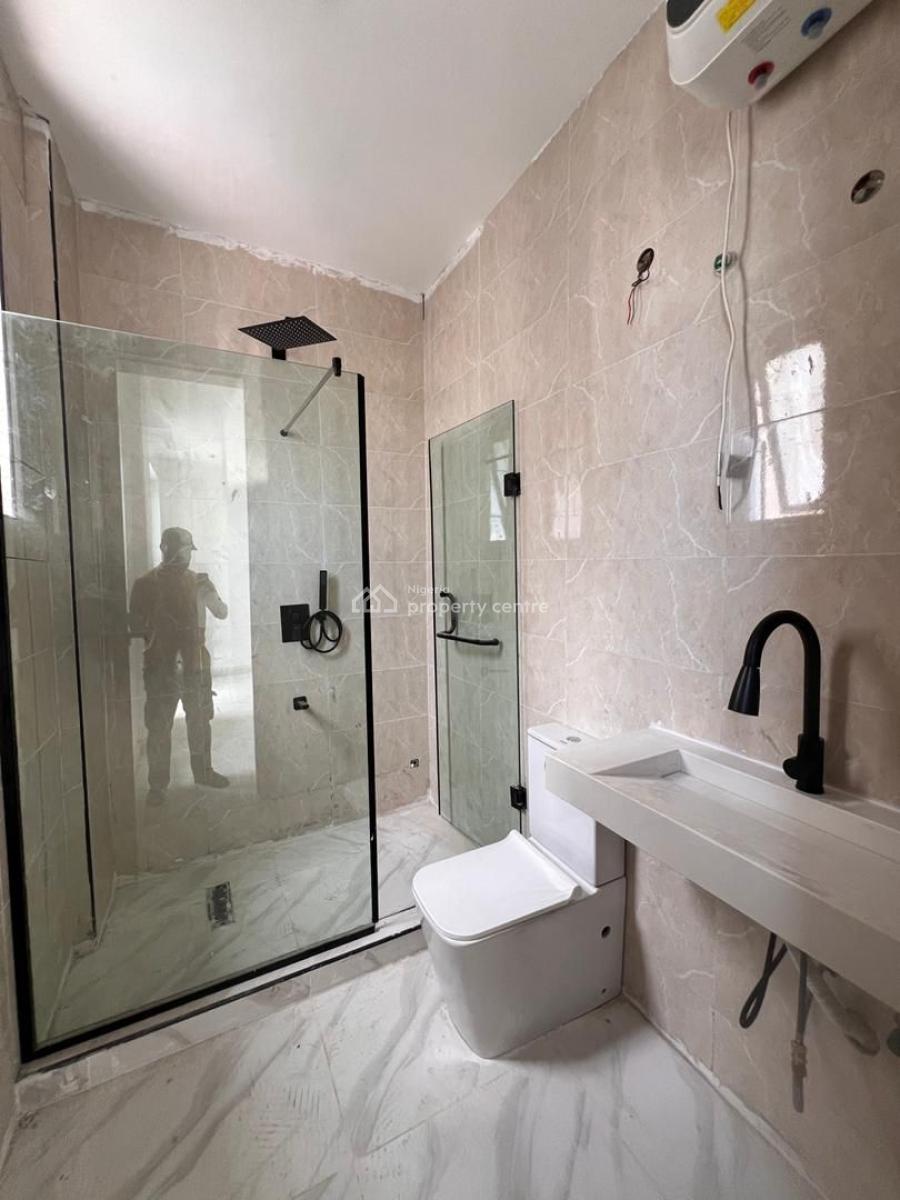 Newly Built 2 Bedroom Apartment + 1 Bq, Swimming Pool, Gym, Elevator, Newly Built 2 Bedroom Apartment + 1 Bq, Swimming Pool, Gym, Elevator, Lekki Phase 1, Lekki, Lagos, Flat / Apartment for Sale