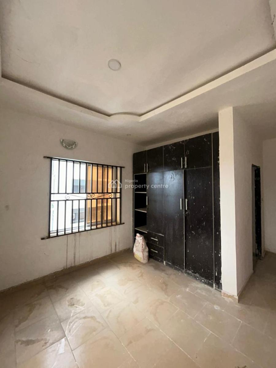 Decent 3bedroom Flat in Sterling Heights Estate Ajelogo, Davies Street, Kosofe, Lagos, Flat / Apartment for Sale