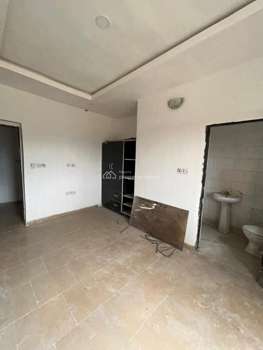 Decent 3bedroom Flat in Sterling Heights Estate Ajelogo, Davies Street, Kosofe, Lagos, Flat / Apartment for Sale