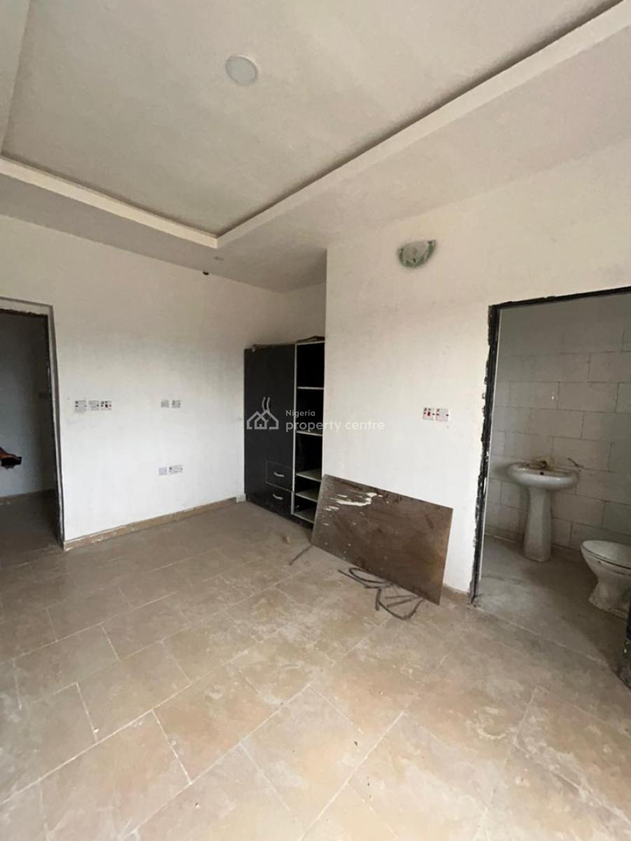 Decent 3bedroom Flat in Sterling Heights Estate Ajelogo, Davies Street, Kosofe, Lagos, Flat / Apartment for Sale